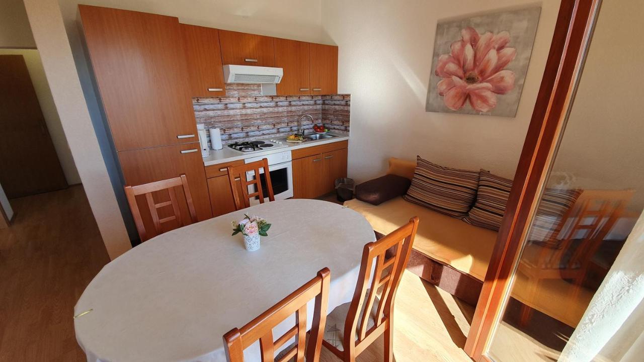 Apartments Sime Sukošan Buitenkant foto