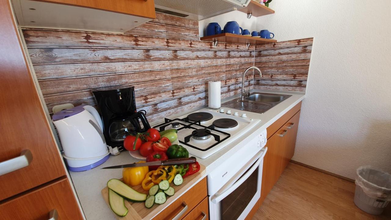 Apartments Sime Sukošan Buitenkant foto