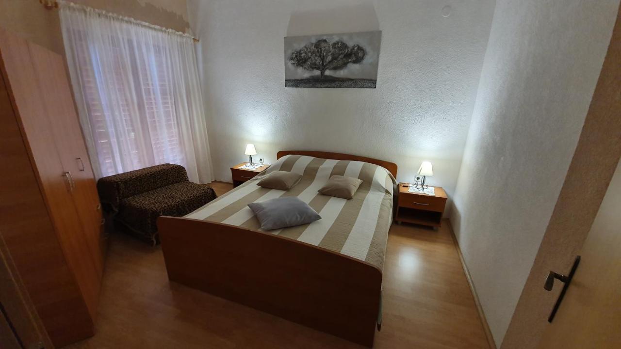 Apartments Sime Sukošan Buitenkant foto