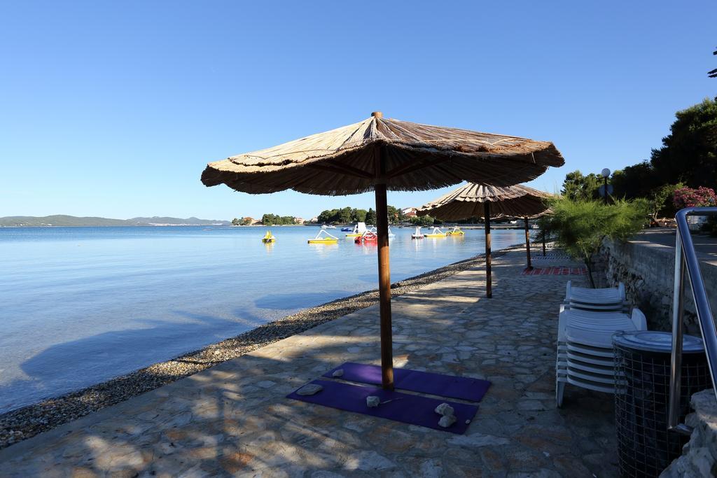 Apartments Sime Sukošan Buitenkant foto